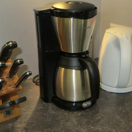 Familie Schwarze * غرنزاش ويلن